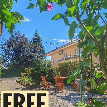 Aparthouse Macek Apartment Ljubljana Bagian luar foto
