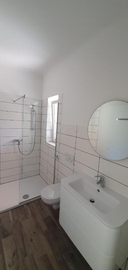 Aparthouse Macek Apartment Ljubljana Bagian luar foto